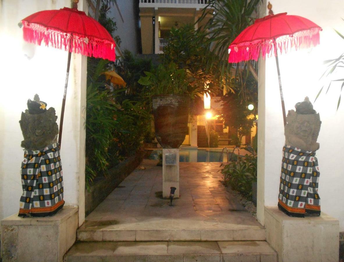 Capital O 93809 Wida Hotel Legian Exterior foto